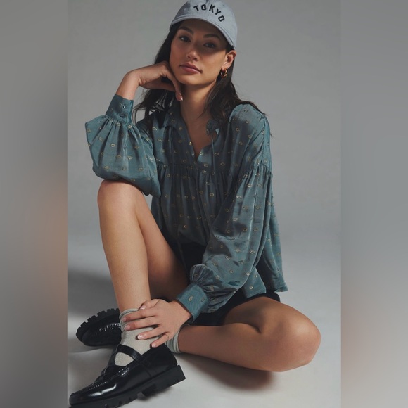 Anthropologie Tops - By Anthropologie Women’s Ruffled Peasant Blouse in Blue/Gold Metallic M